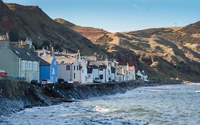 Finest Retreats - Ellie-Jo Cottage